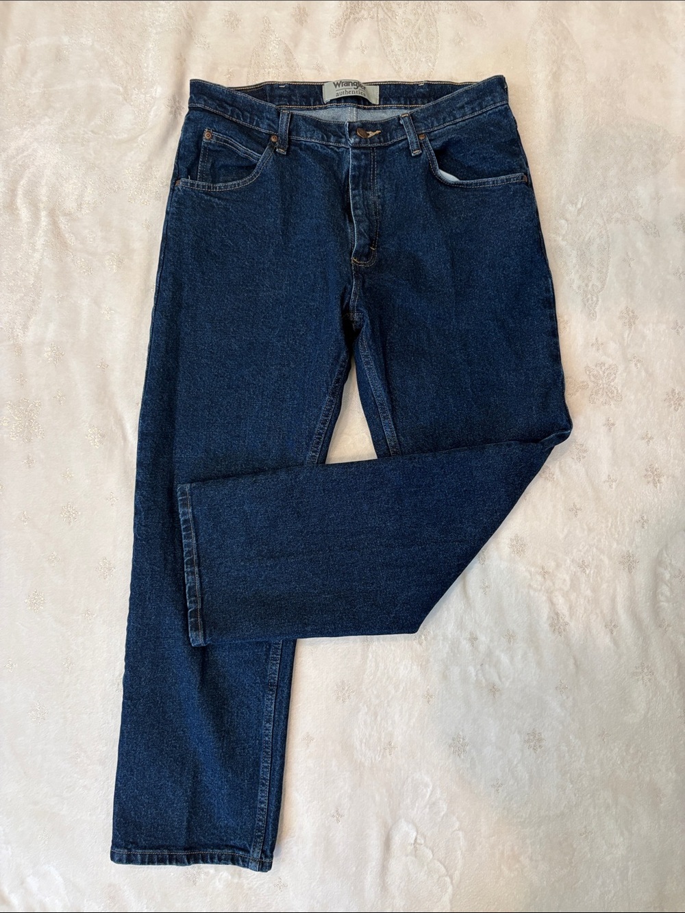 Wrangler Authentics Men’s Classic Regular Fit Flex Jeans Dark Wash 34x28